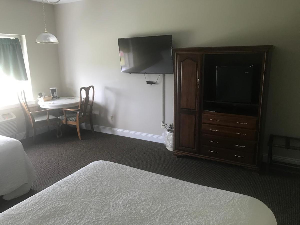 Inn At Amish Door Wilmot Esterno foto